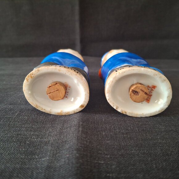 Vintage 1940s MIJ Made in Japan Ceramic Salt and Pepper Shakers Sailor Boys - Picture 6 of 8